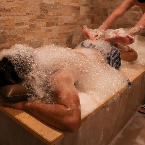 Schaummassage im Hamam